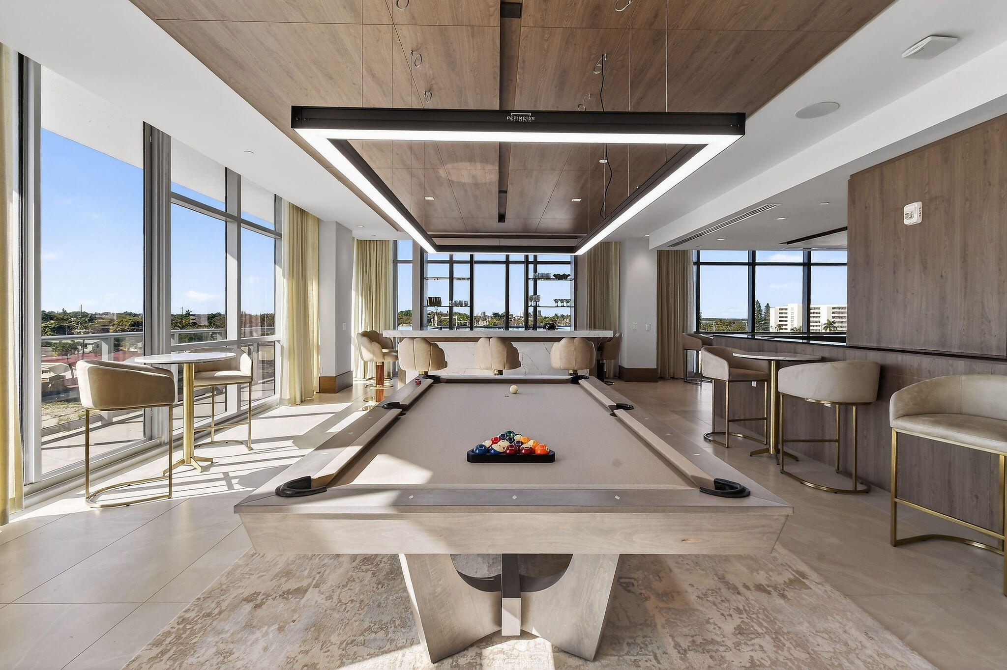 NAUTILUS 220 CONDO - Residential