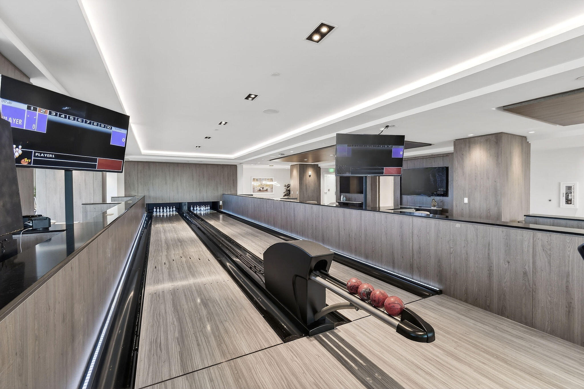 NAUTILUS 220 CONDO - Residential