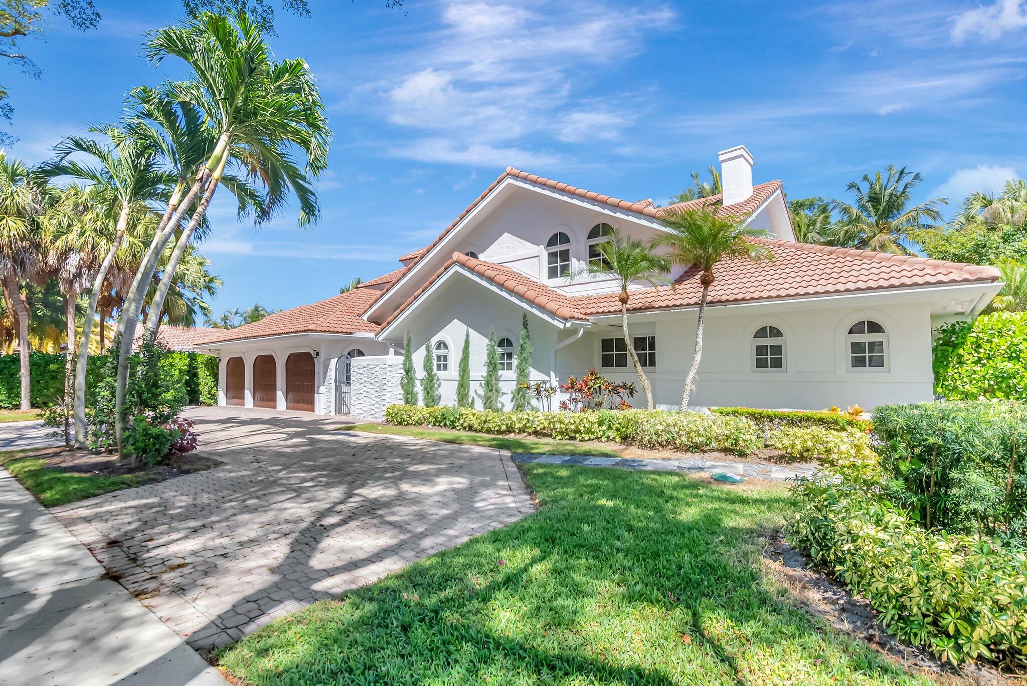 930 N Parkside Circle N