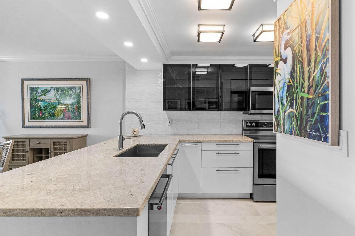 BOCA BAYOU CONDO - Residential