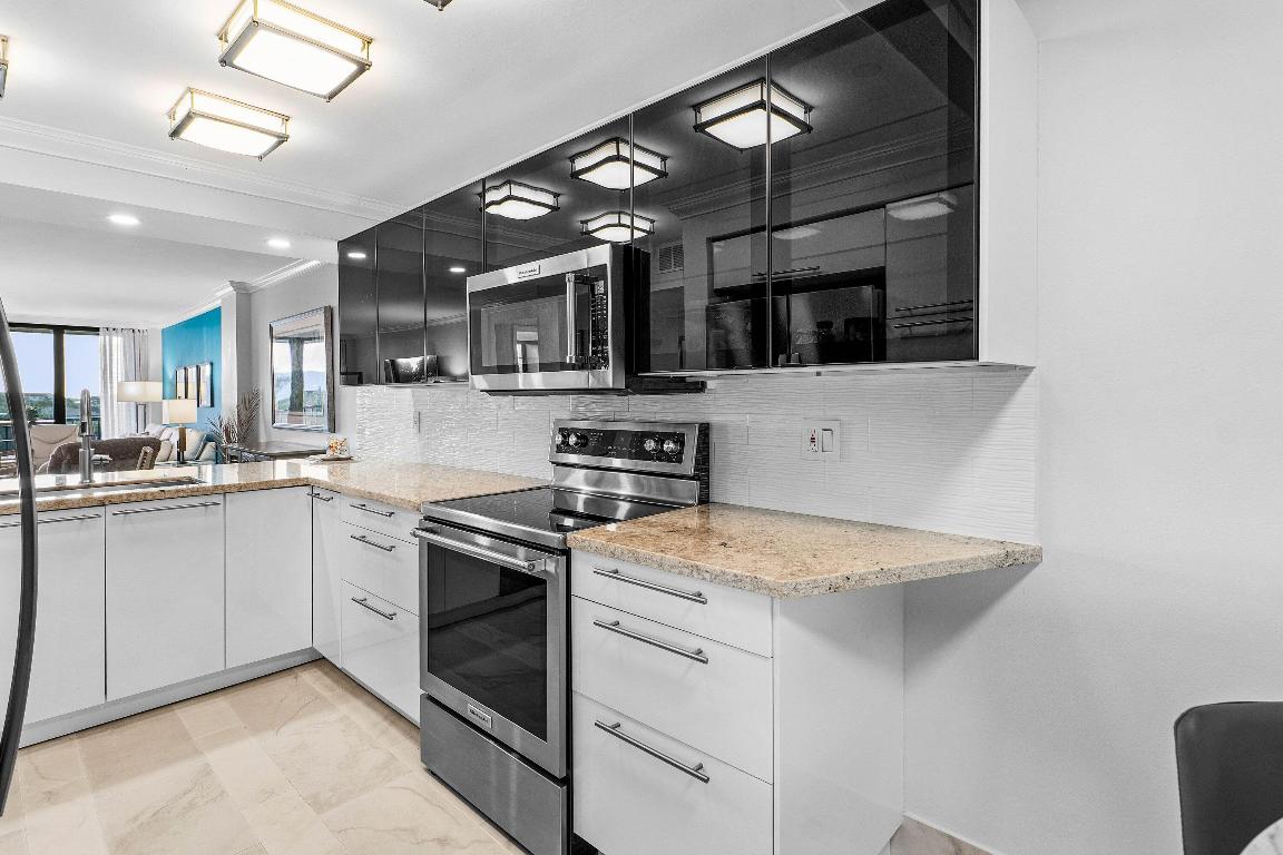 BOCA BAYOU CONDO - Residential