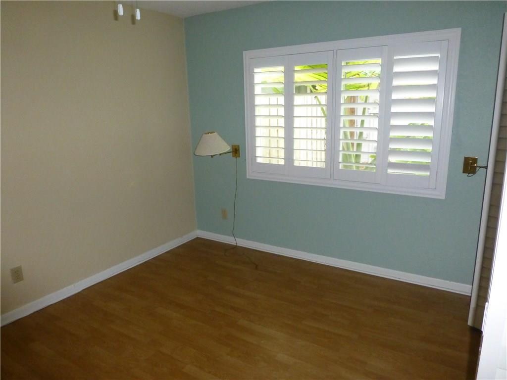 Town & Country Estates Se - Residential