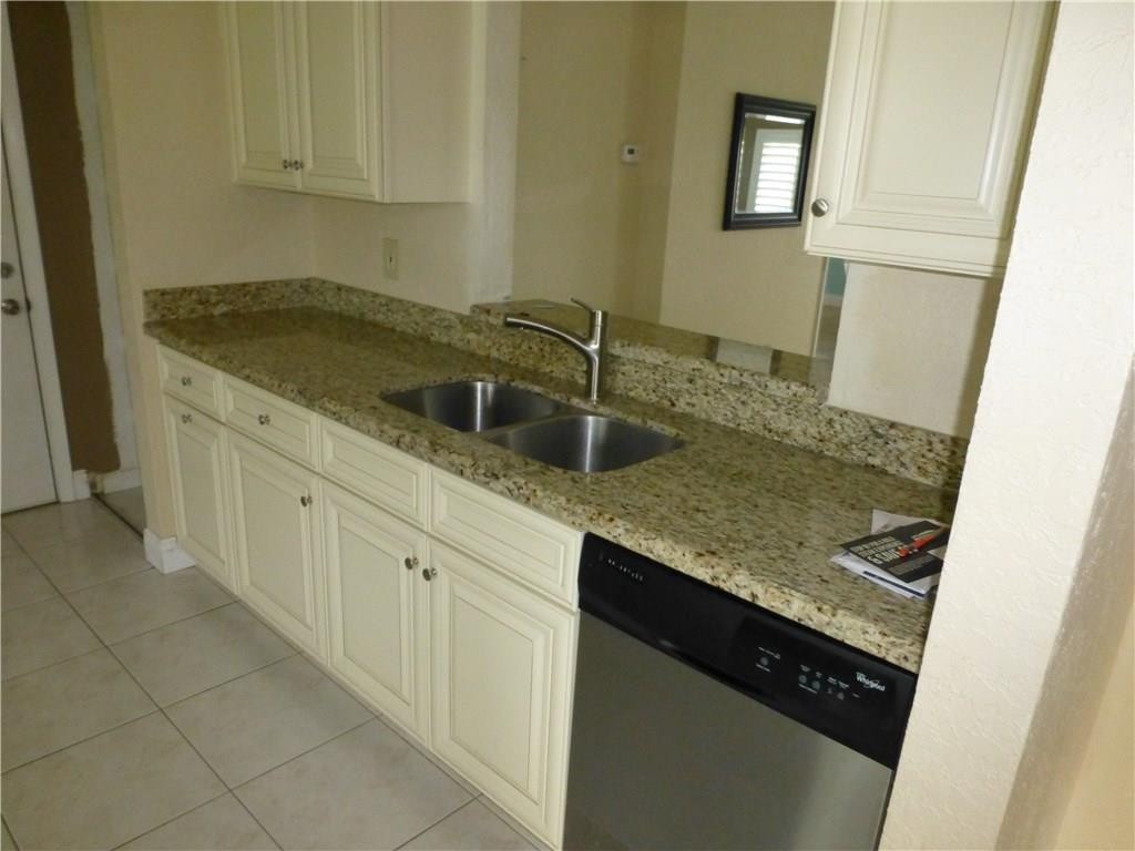 Town & Country Estates Se - Residential