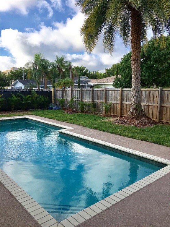 Town & Country Estates Se - Residential