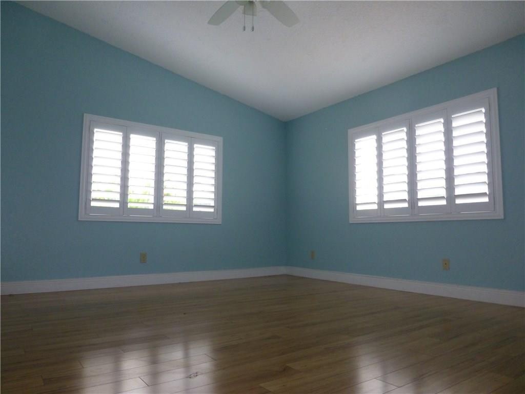 Town & Country Estates Se - Residential