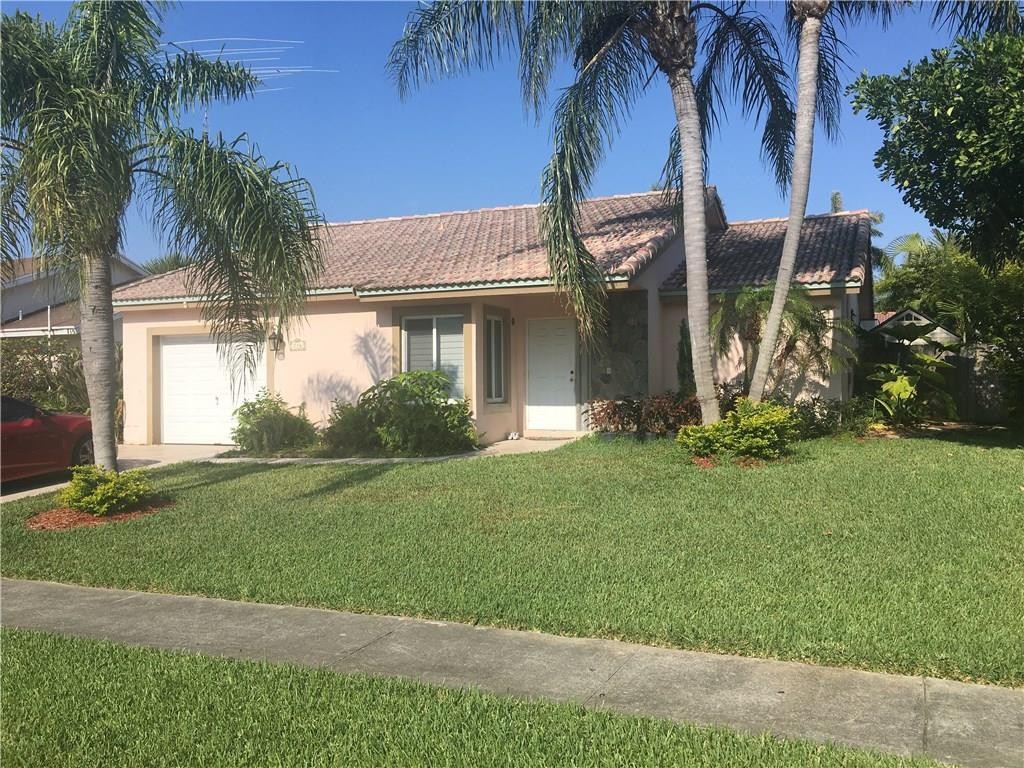 Town & Country Estates Se - Residential