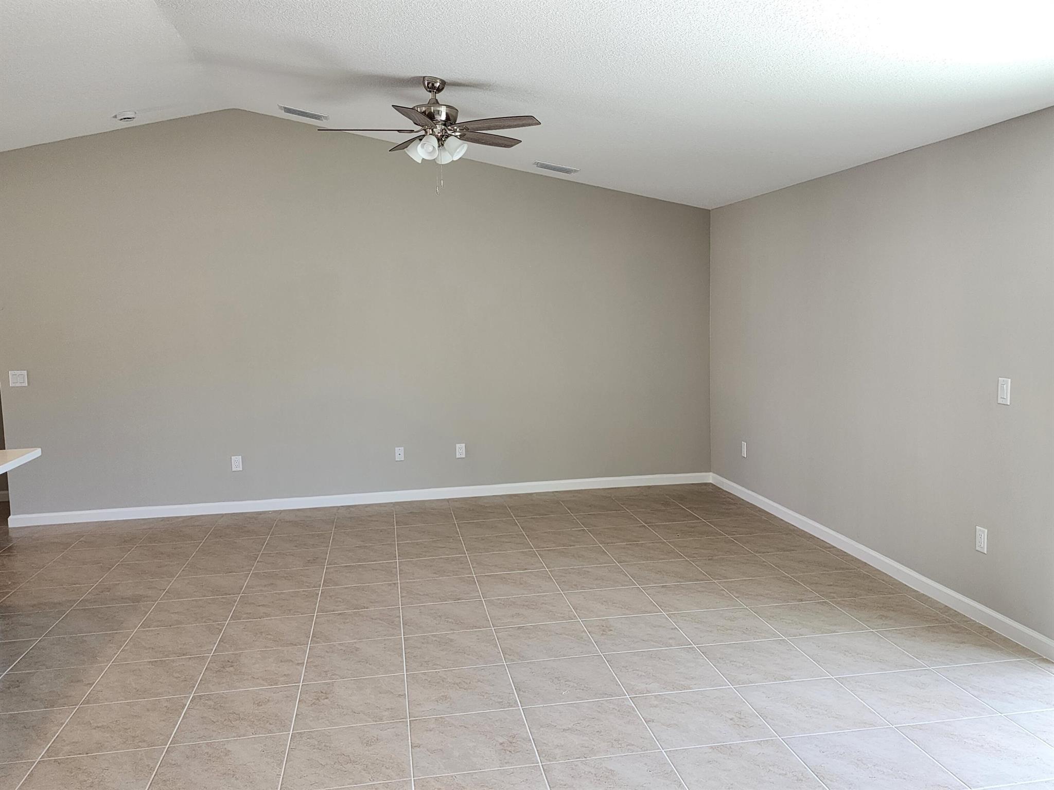 PORT ST LUCIE SECTION 7 - Residential Lease