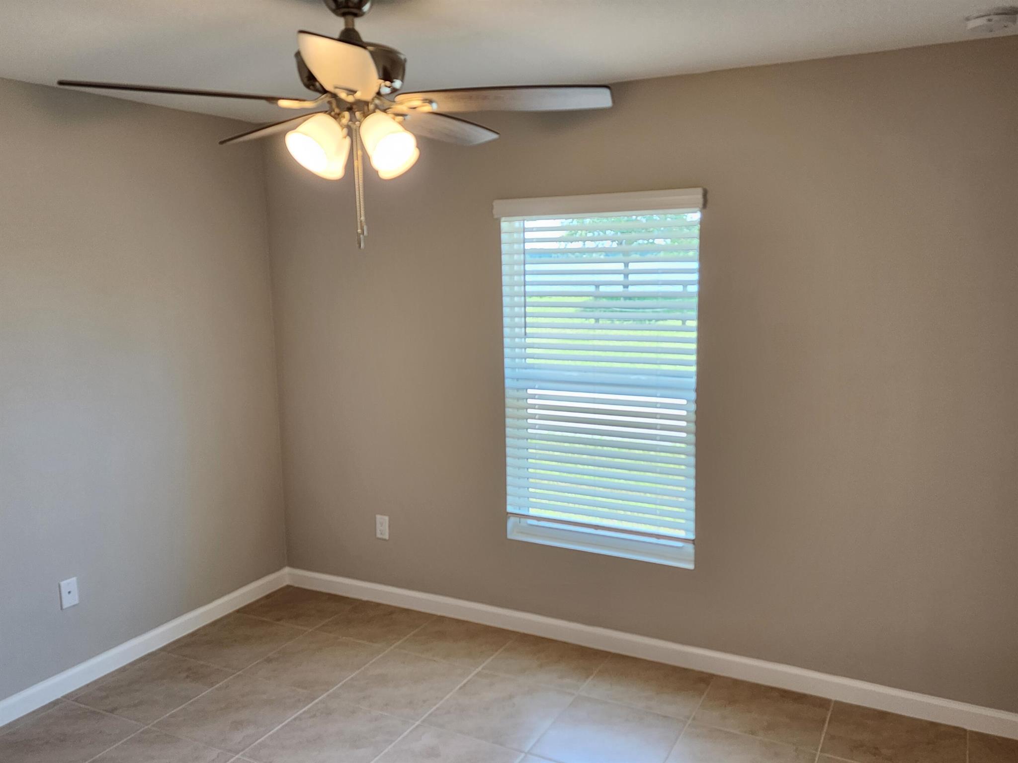 PORT ST LUCIE SECTION 7 - Residential Lease