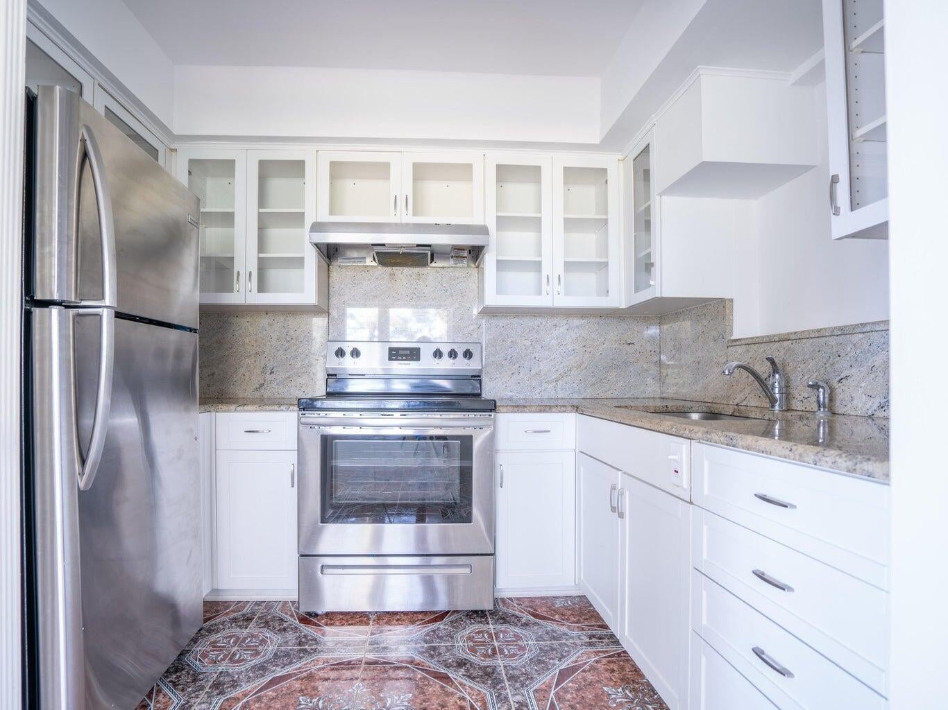131 N Golfview Road 4, Lake Worth Beach FL 33460