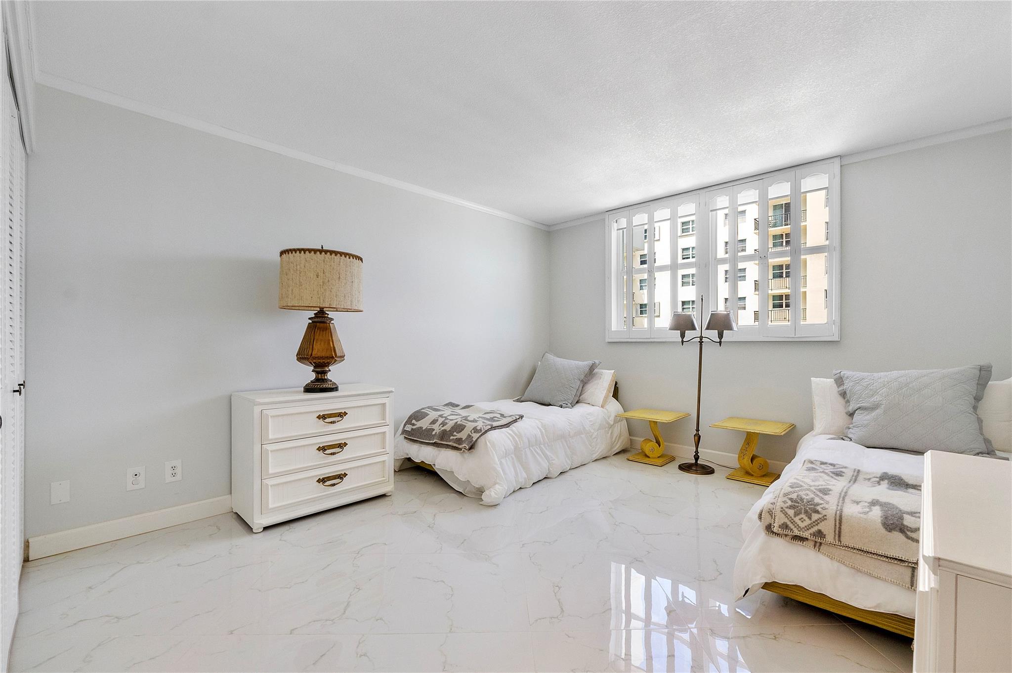 Cambridge Towers - Residential