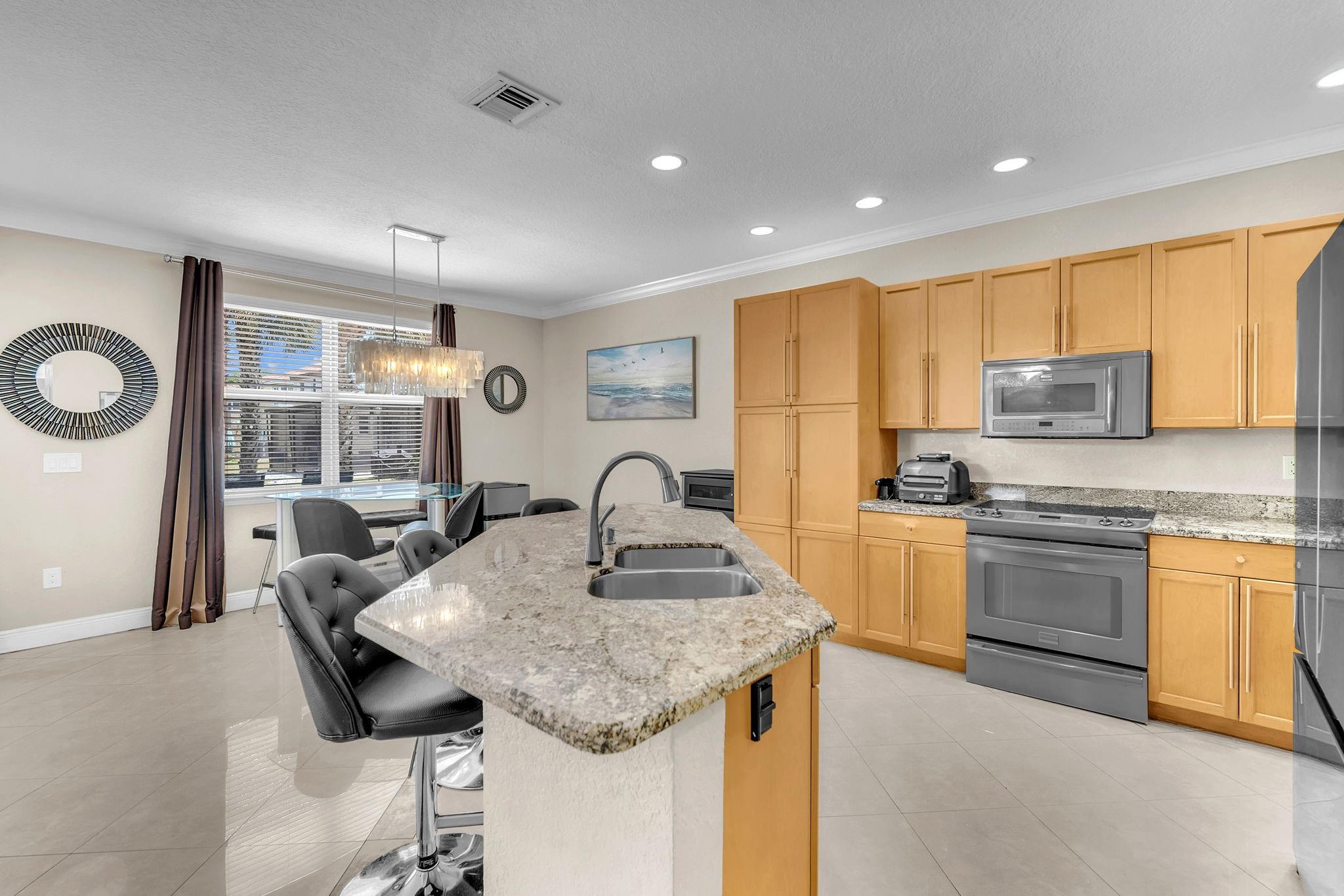 Riviera Isles III 172-36 - Residential