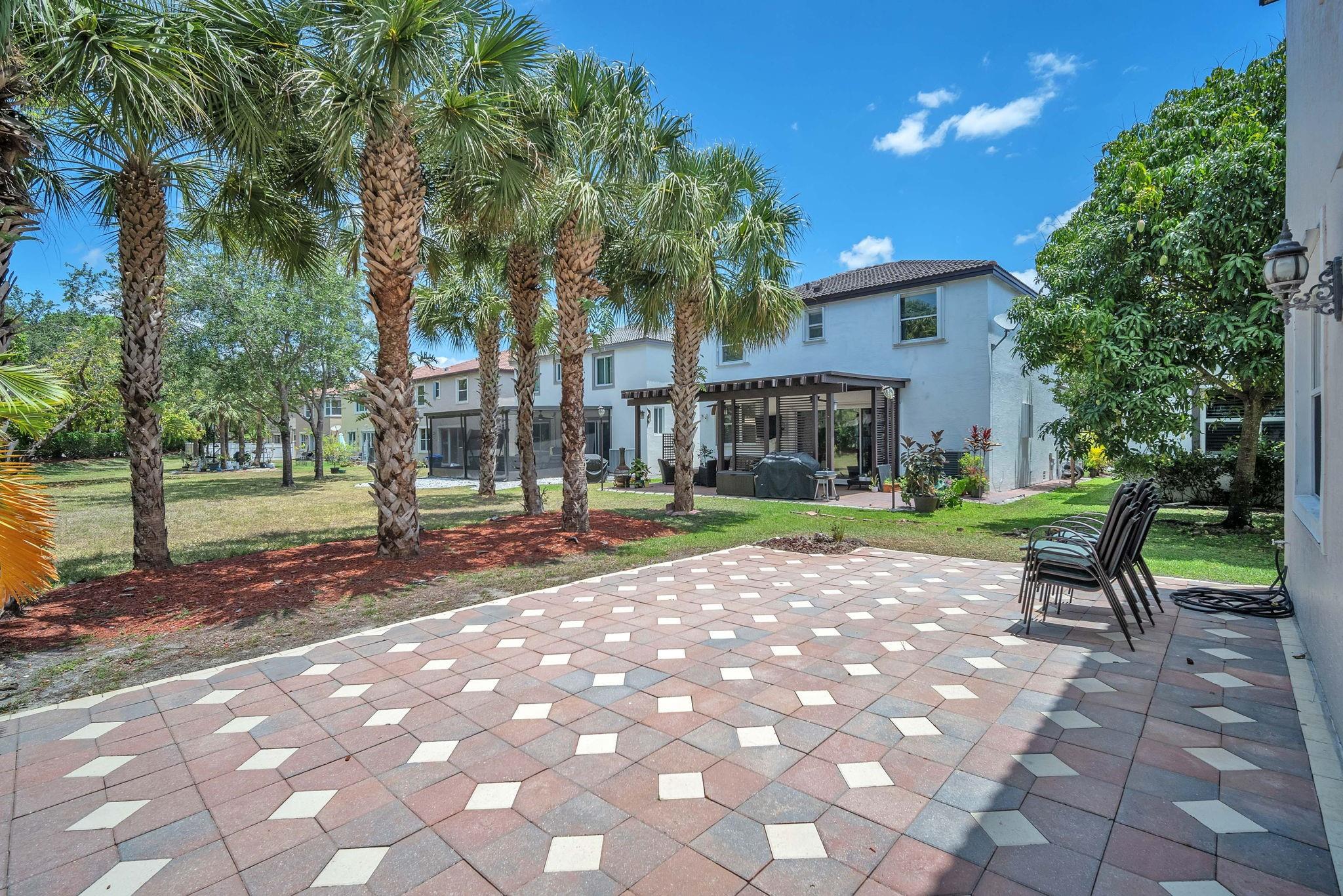 Riviera Isles III 172-36 - Residential