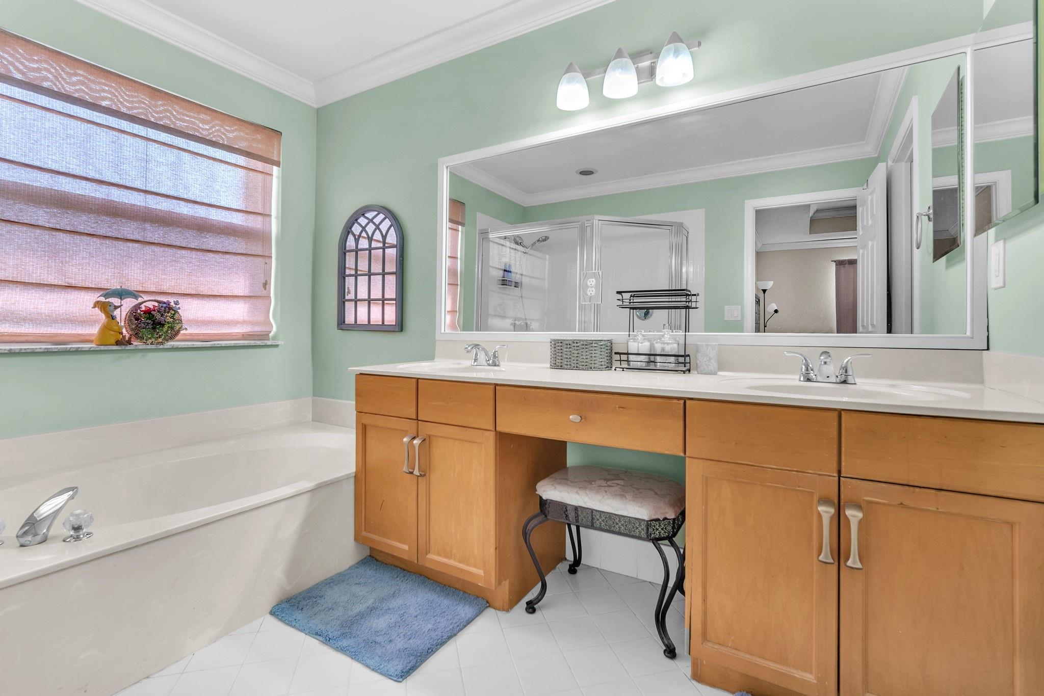 Riviera Isles III 172-36 - Residential
