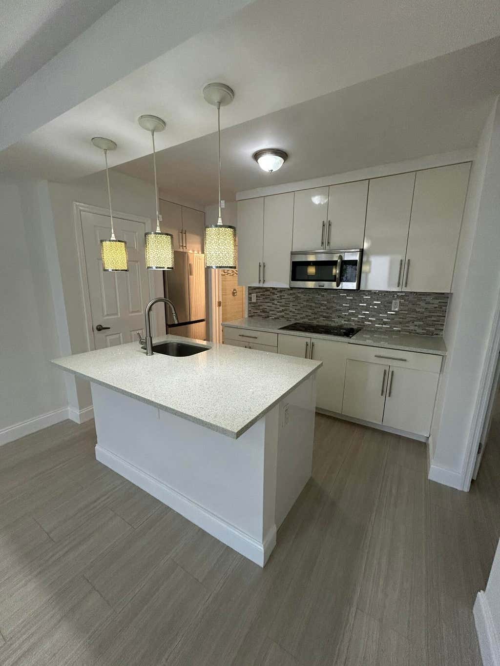 Photo of 914 NE 15th Avenue #1, Fort Lauderdale, FL 33304 (MLS # B26056455)