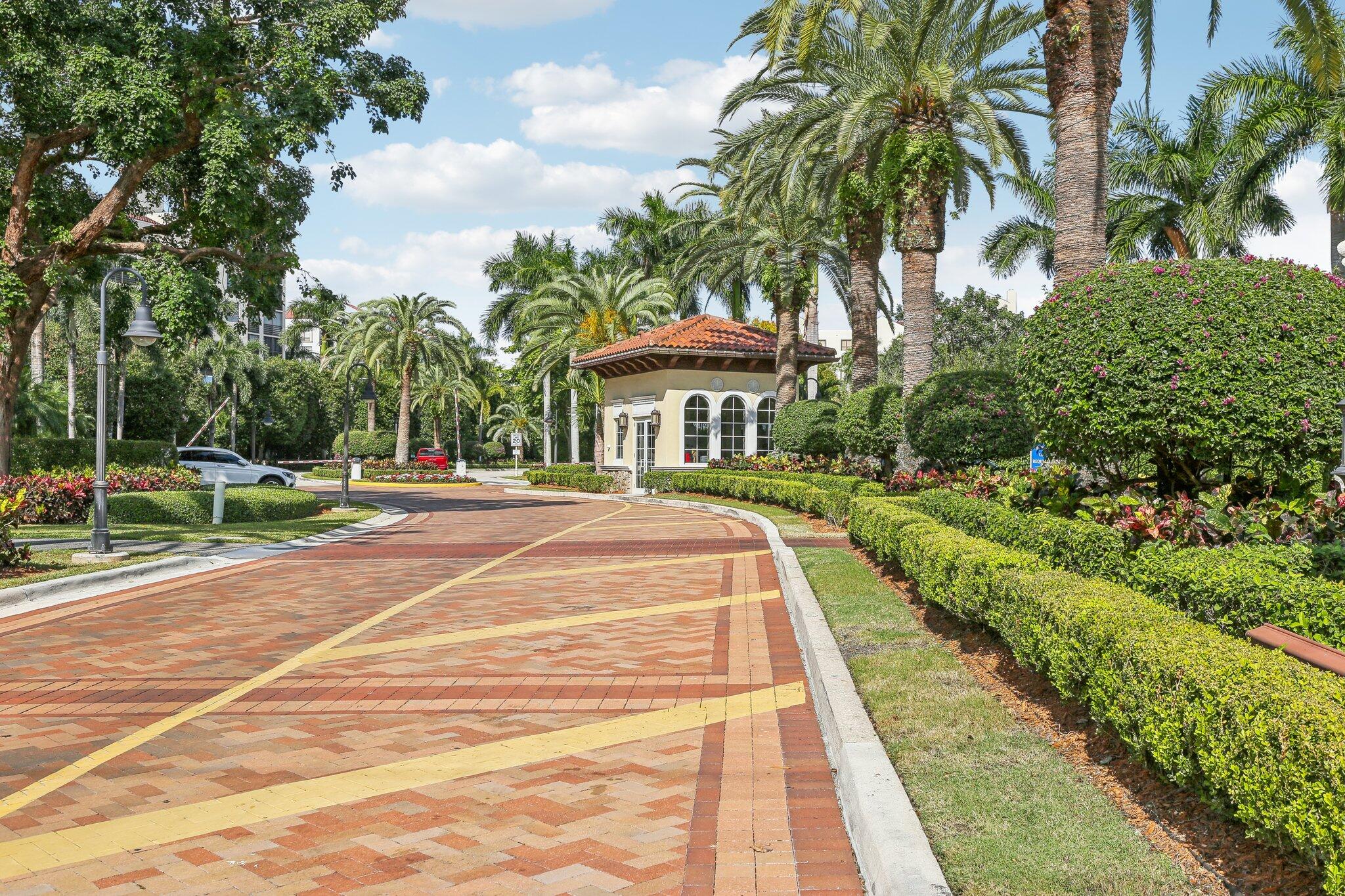 PROMENADE AT BOCA POINTE CONDOS 1,2 AND 3 IN OR413 - Residential