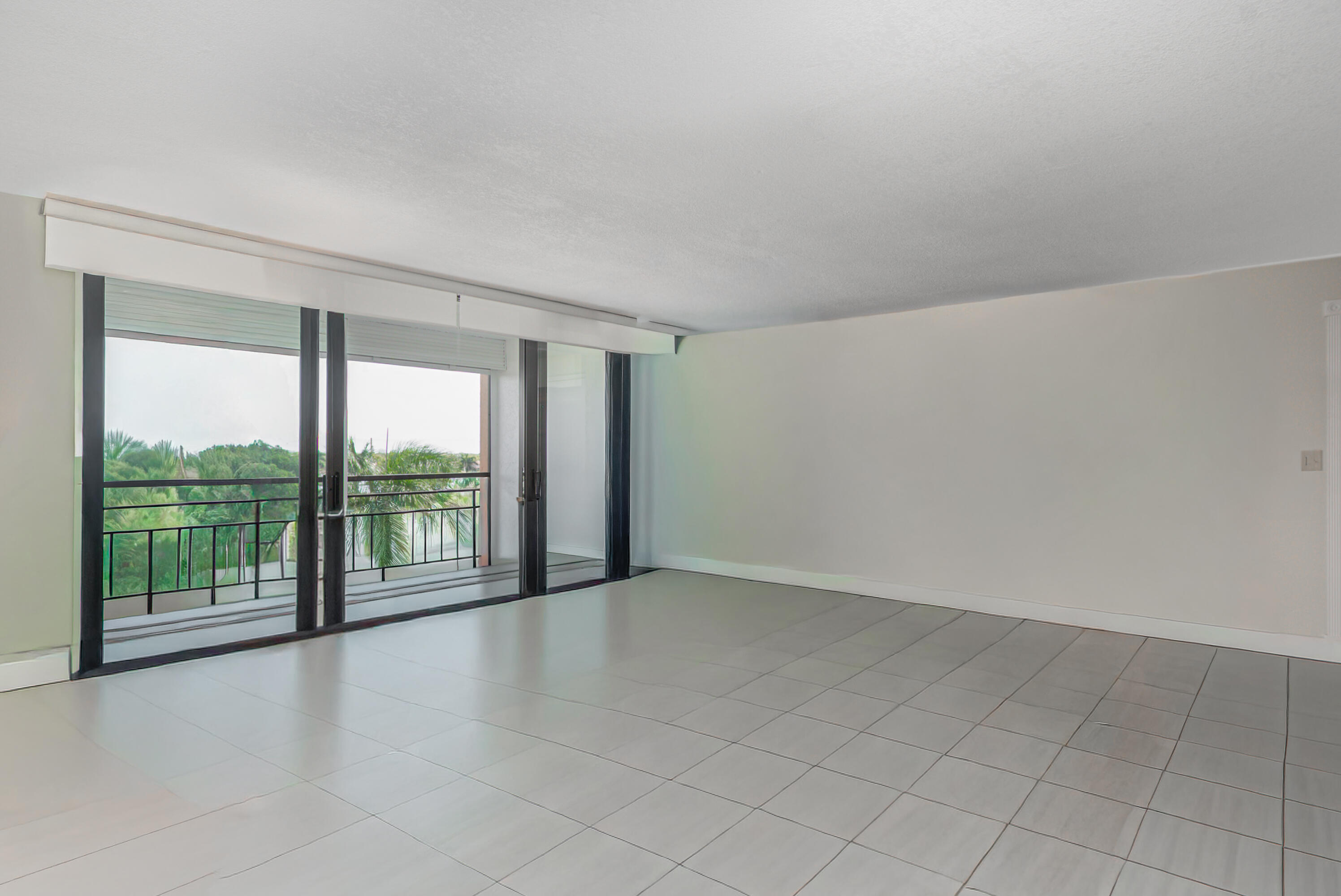 PROMENADE AT BOCA POINTE CONDOS 1,2 AND 3 IN OR413 - Residential