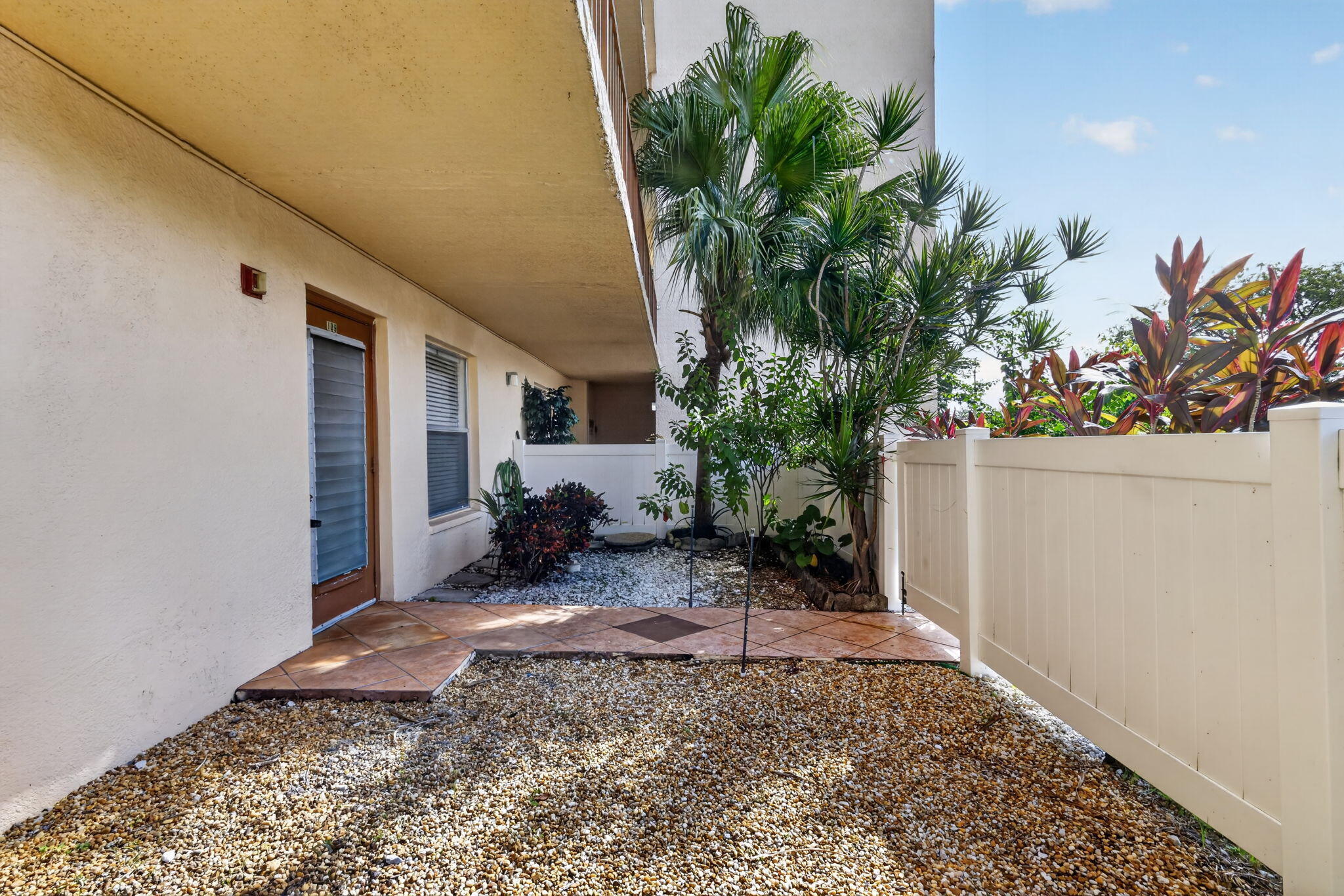14527 BONAIRE Boulevard 109