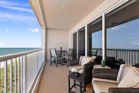 A home in Hutchinson Island