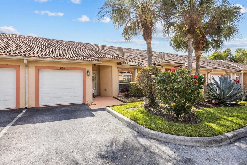 Photo of 4720 Lucerne Lakes Boulevard E #810, Lake Worth, FL 33467 (MLS # R11163338)