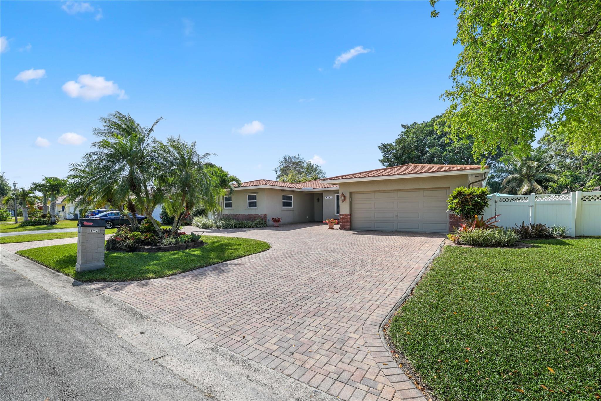 Ramblewood 76-49 B - Residential