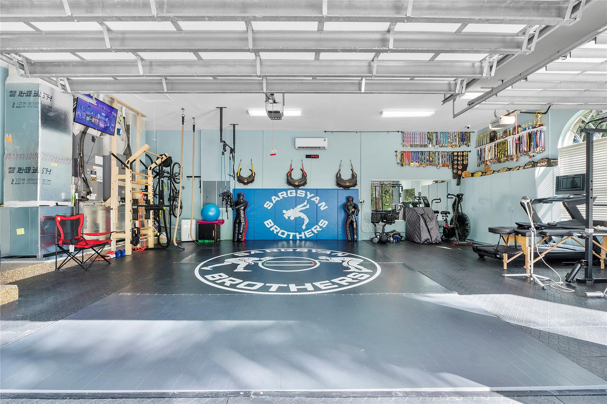 FOX RIDGE 157-8 B LOT 32 BLK K - Residential