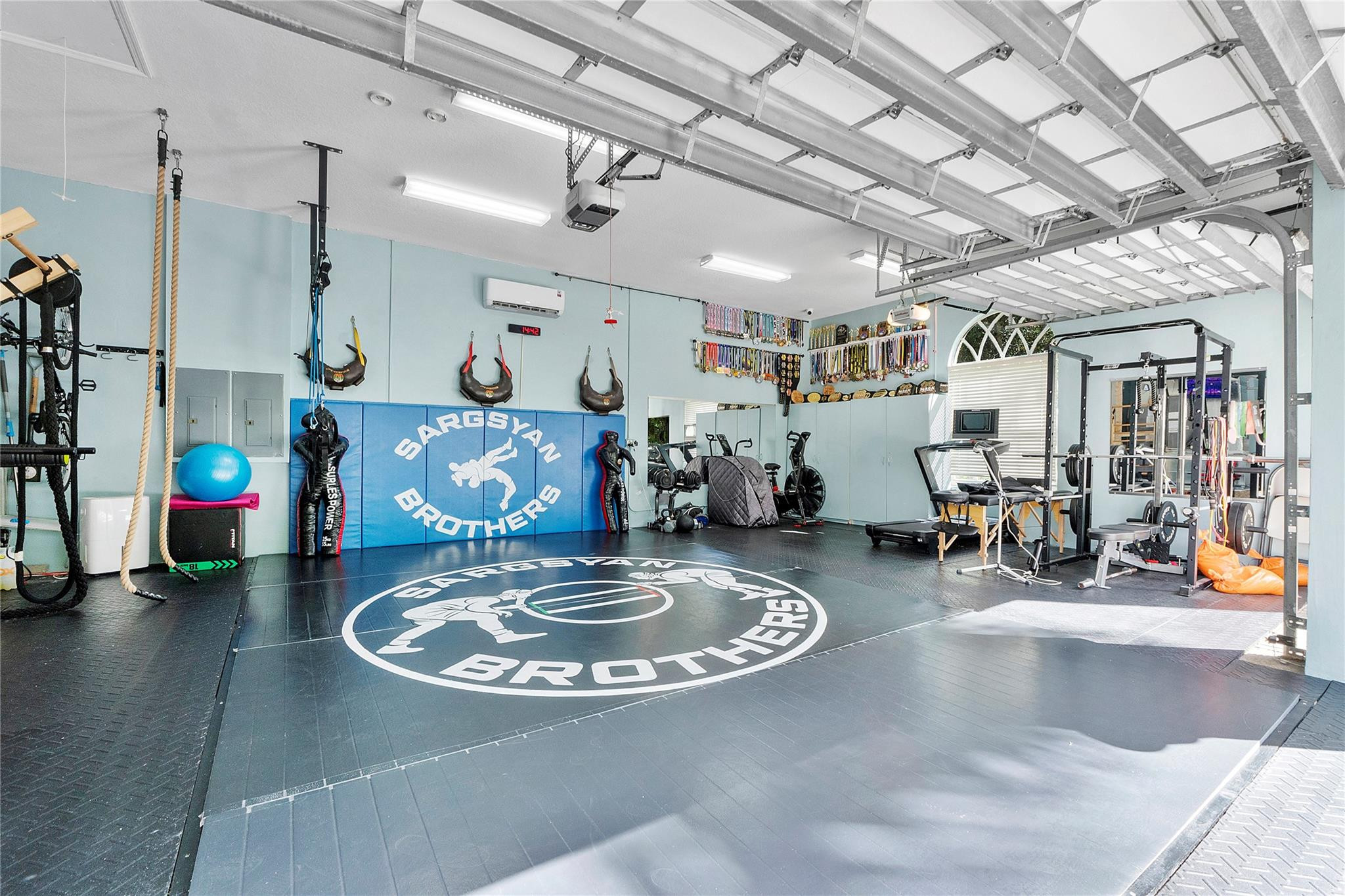 FOX RIDGE 157-8 B LOT 32 BLK K - Residential