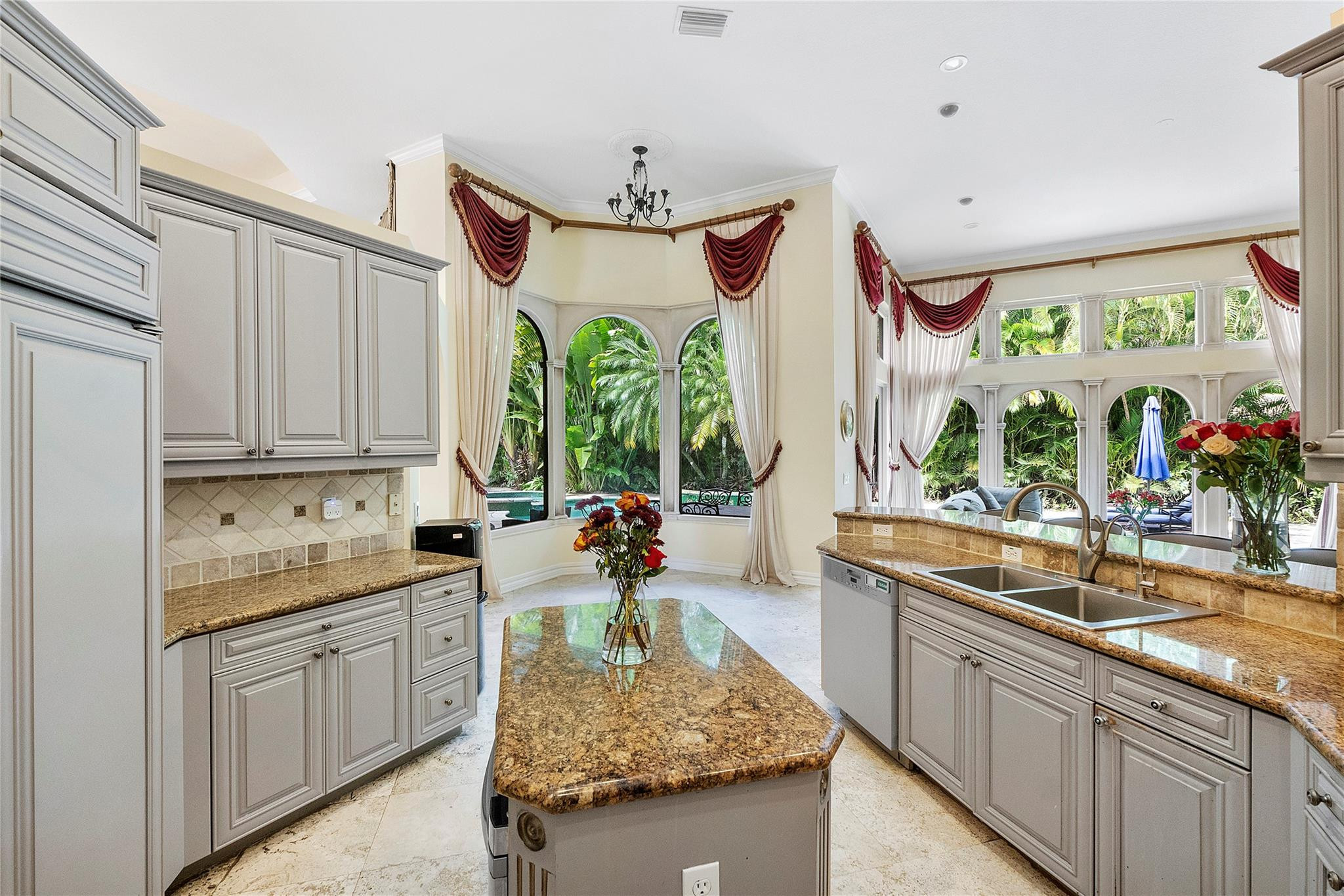 FOX RIDGE 157-8 B LOT 32 BLK K - Residential