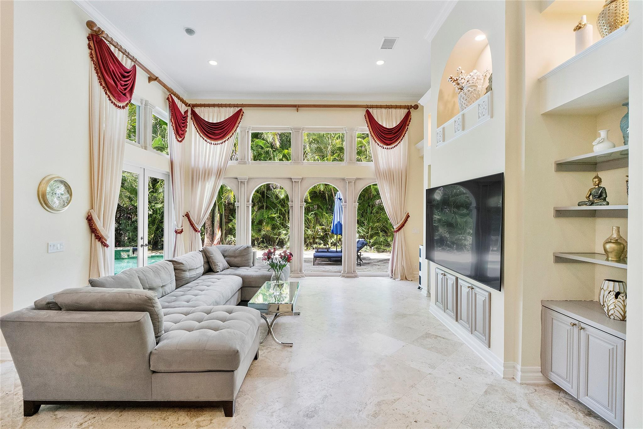 FOX RIDGE 157-8 B LOT 32 BLK K - Residential