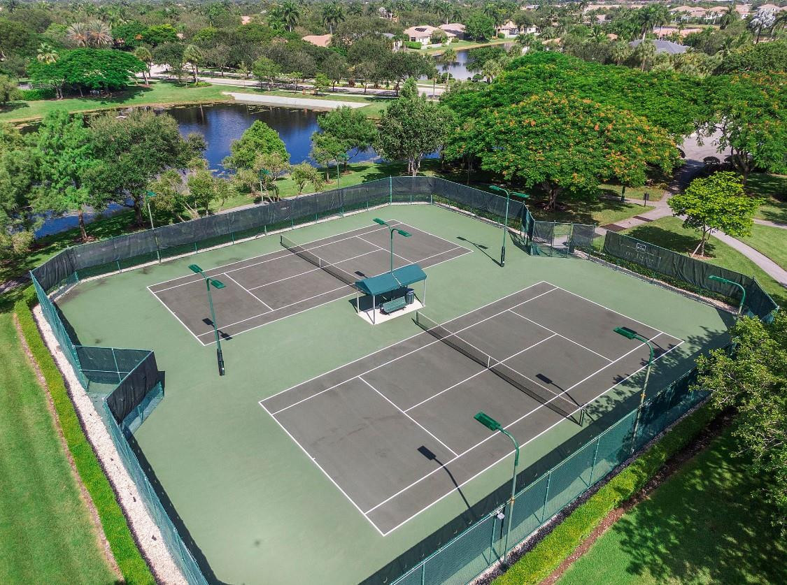 FOX RIDGE 157-8 B LOT 32 BLK K - Residential