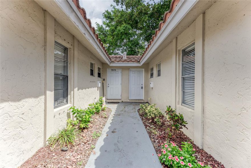 INVESTOR ALERT!
Income-producing property now available! tenant-occupied home generating steady rental income from day one. Perfect for any investor looking for immediate cash flow with no downtime.
Opportunities like this don’t last long — schedule a showing or request more info today!