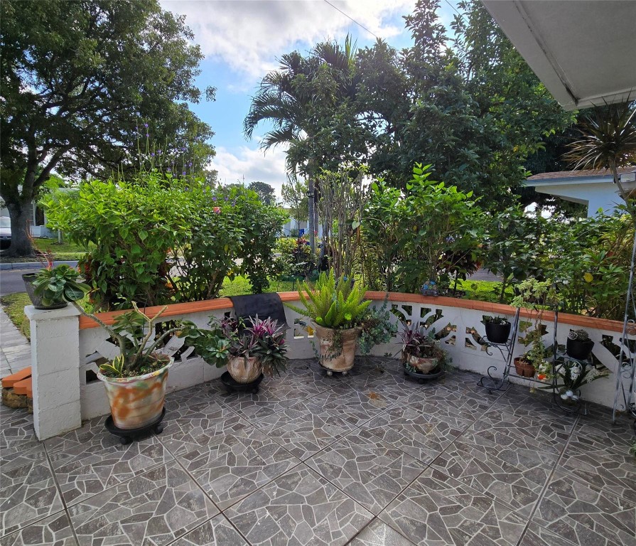 OAKLAND ESTATES 7TH SECTI - Residential Lease