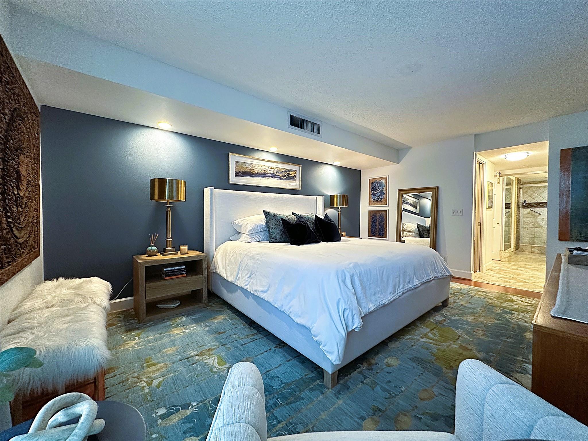 RIVER REACH - Residential