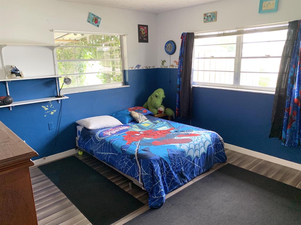 RIVER PARK UNIT 2 - Residential