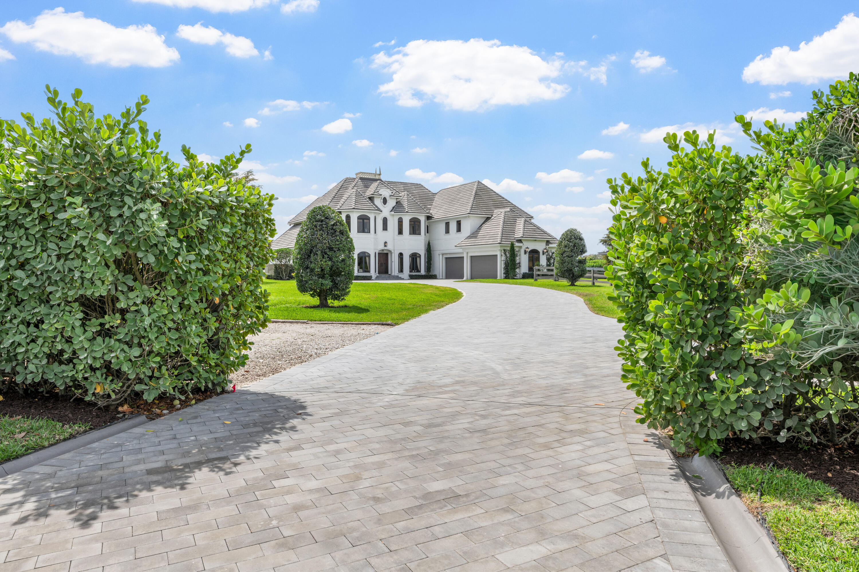 SOUTHFIELDS - Residential