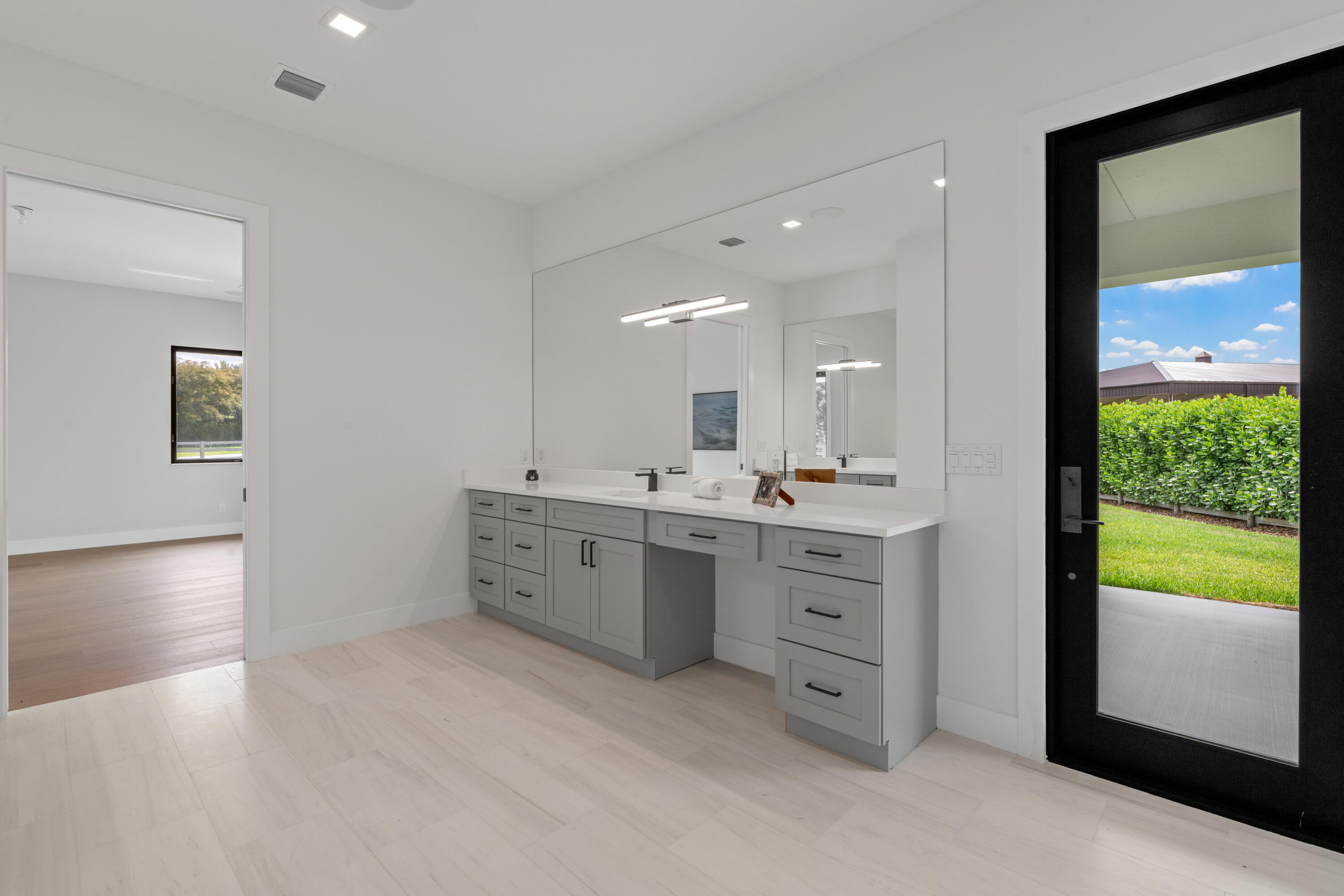 SOUTHFIELDS - Residential