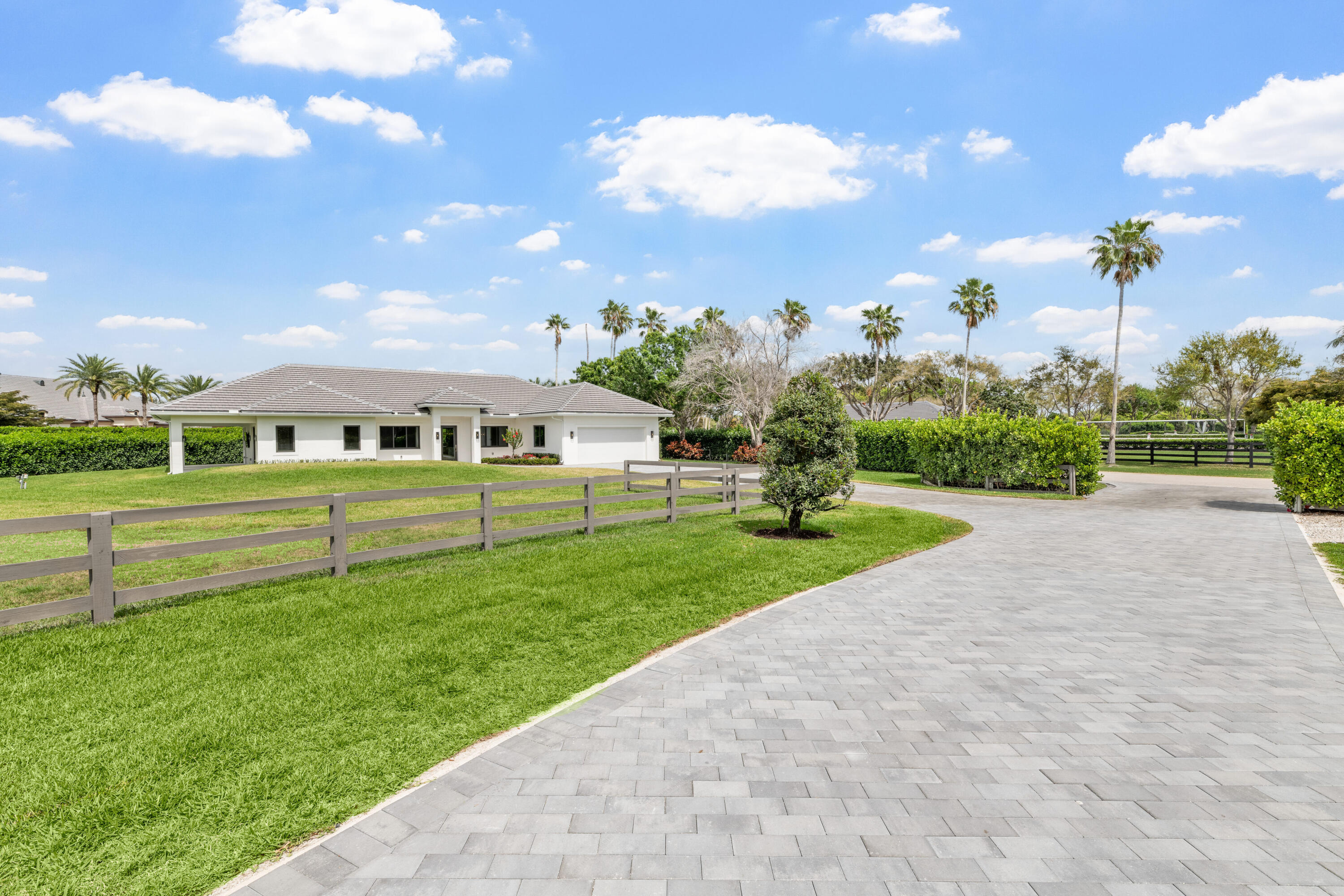 SOUTHFIELDS - Residential