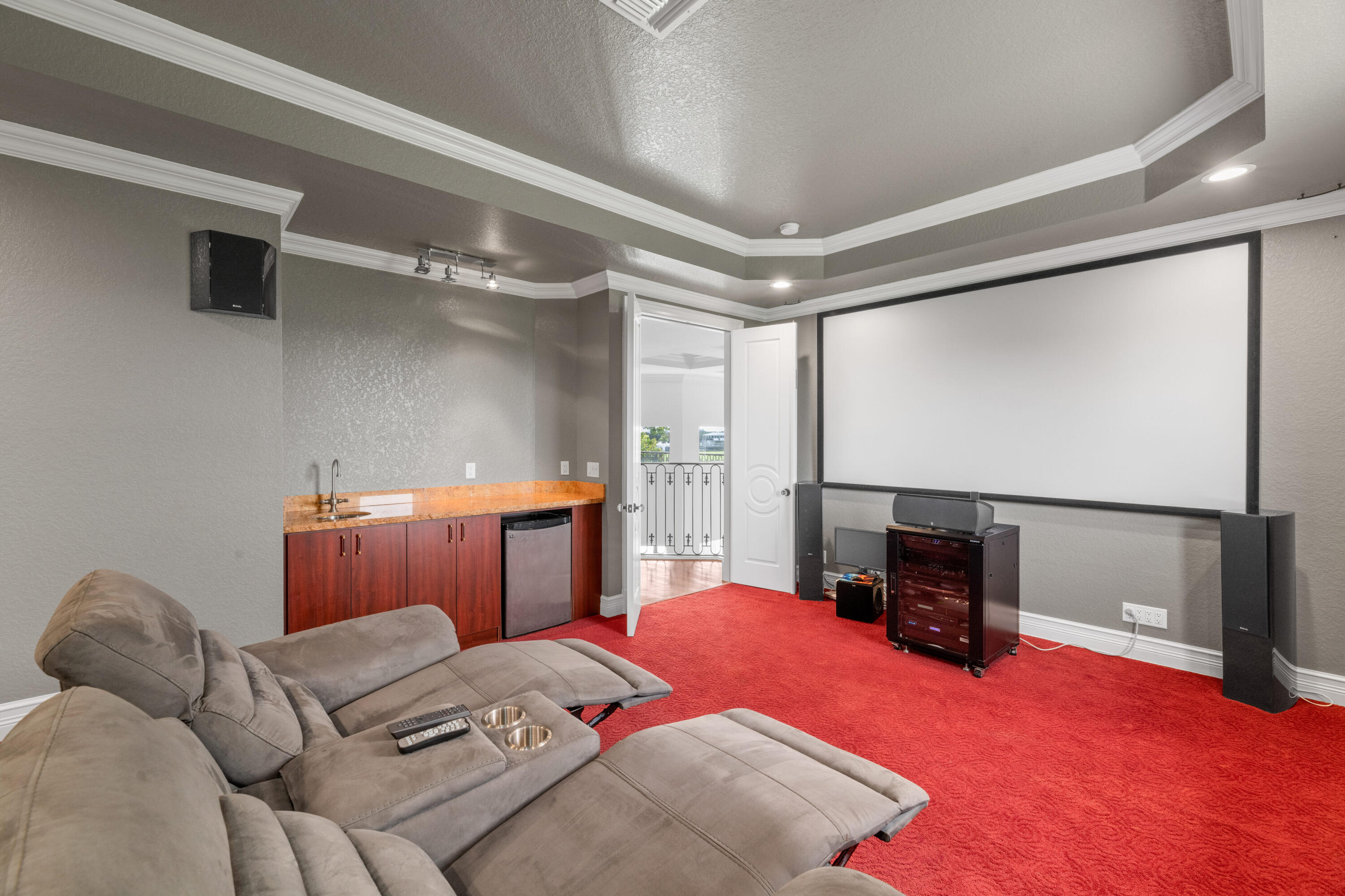 SOUTHFIELDS - Residential