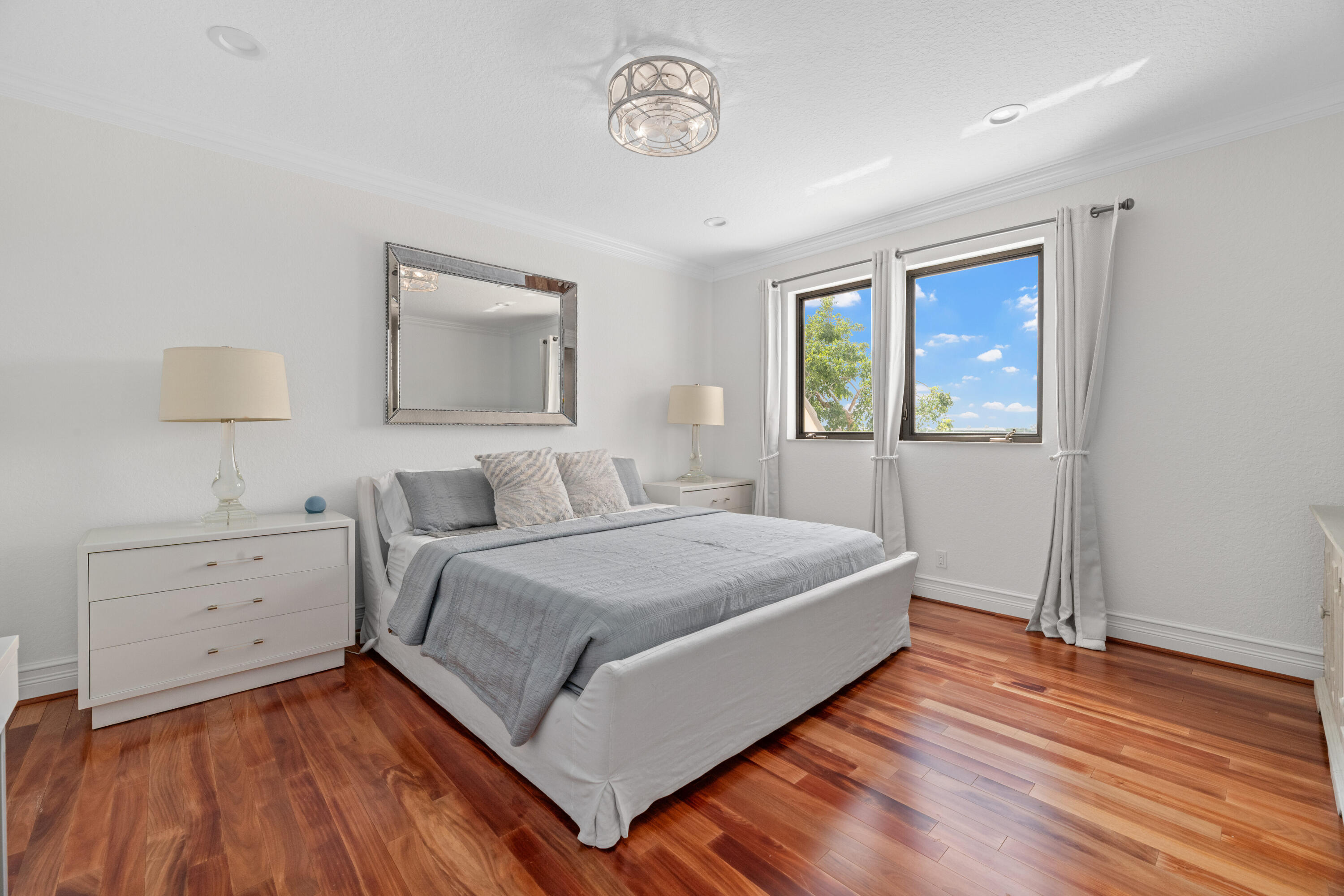 SOUTHFIELDS - Residential