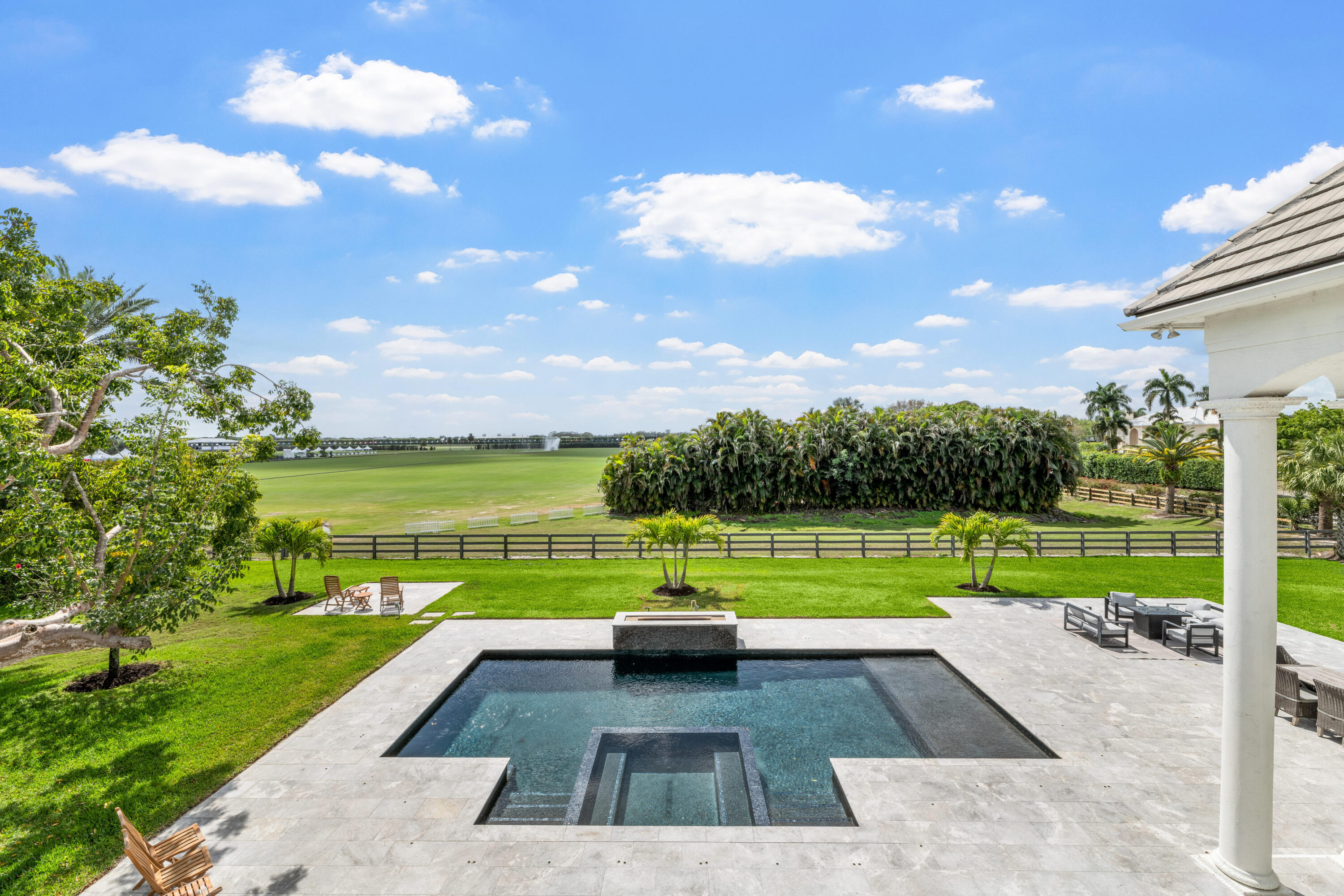 SOUTHFIELDS - Residential