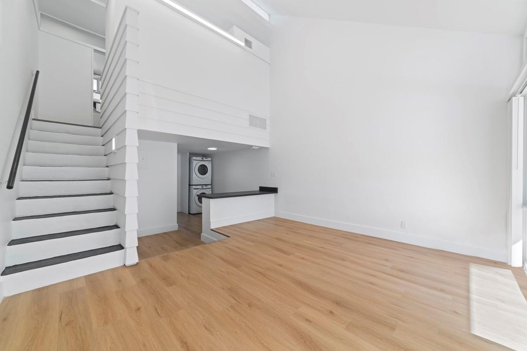 Photo of 1951 NE 51st Street #1, Fort Lauderdale, FL 33308 (MLS # F10549397)