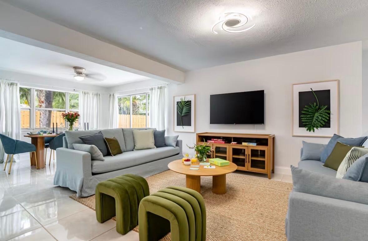 RIVERLAND VILLAGE SEC 1-REPLAT - Residential