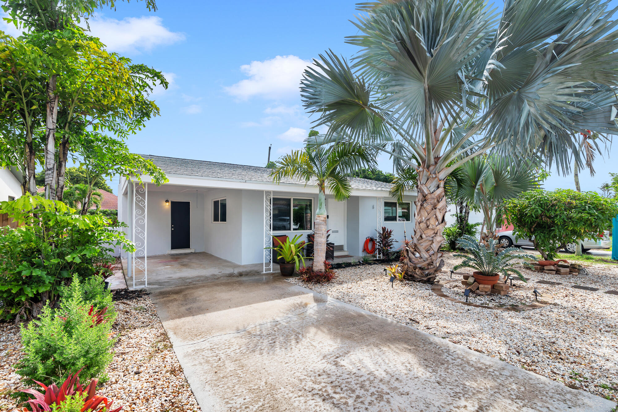 NORTH LAKE WORTH - Residential