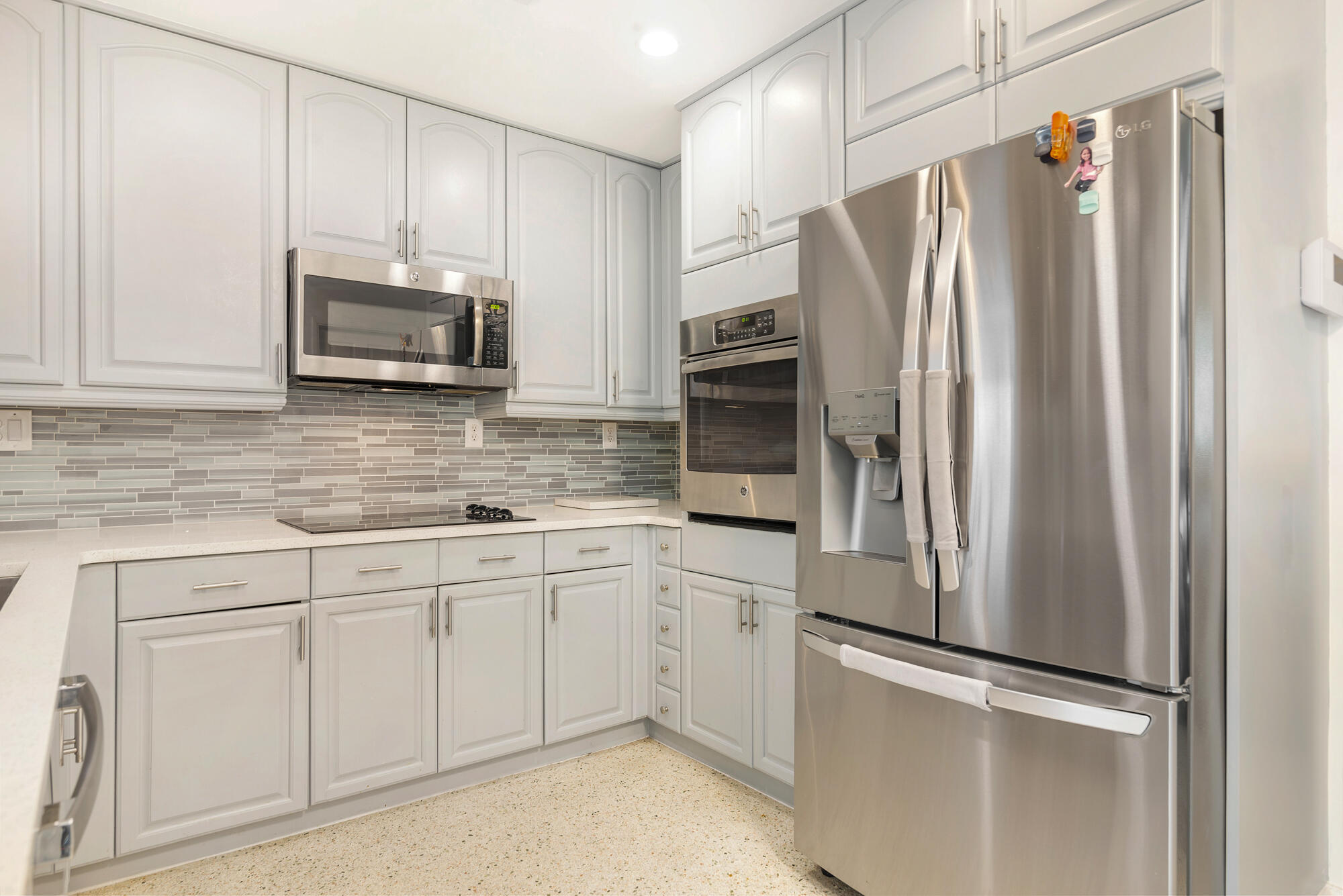 NORTH LAKE WORTH - Residential