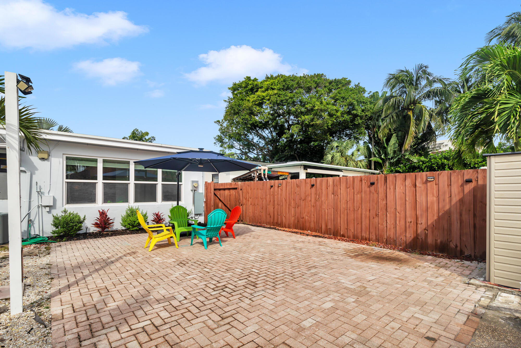 NORTH LAKE WORTH - Residential