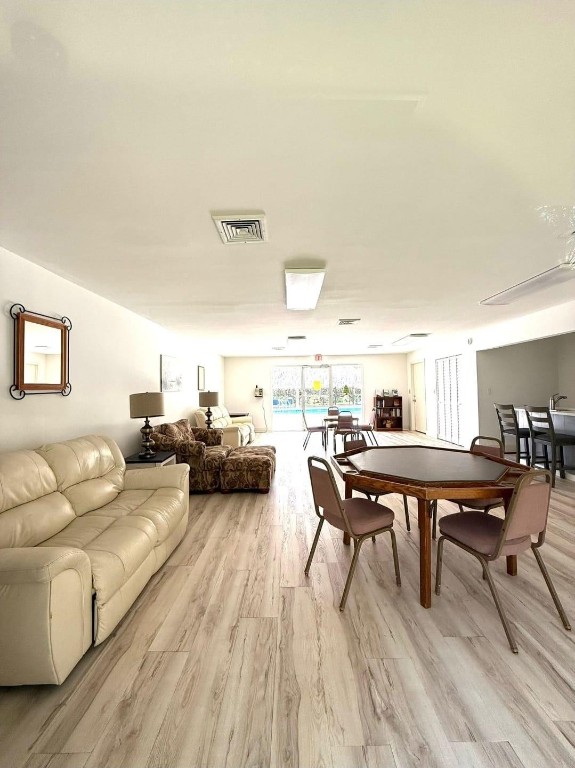 sunrise Lakes - Residential