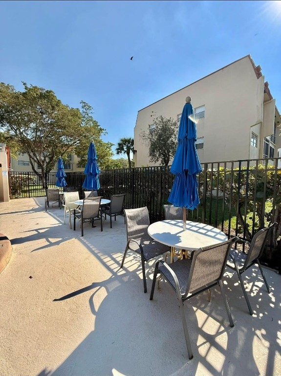 sunrise Lakes - Residential