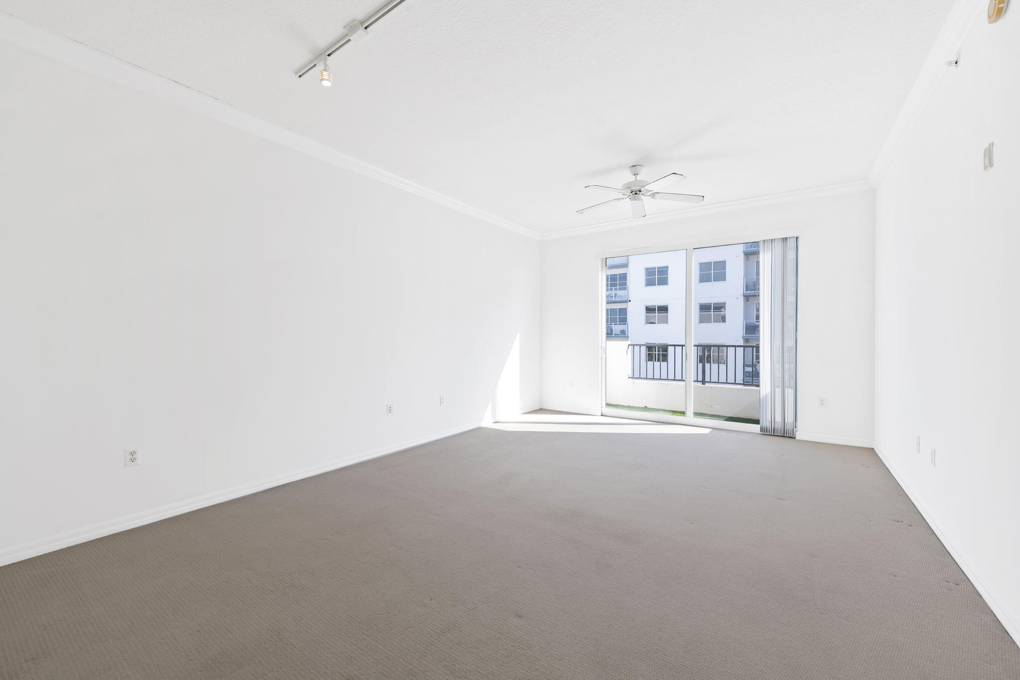 LAUDERDALE ONE CONDO - Residential Lease