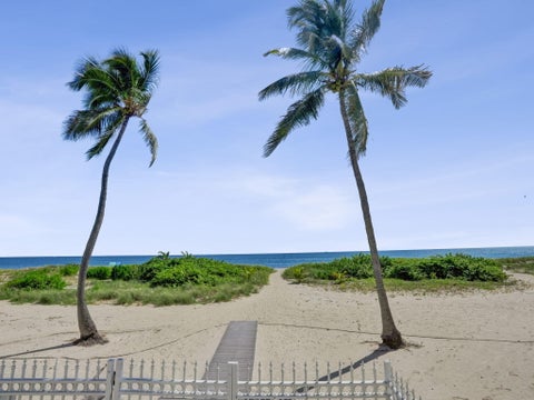 Tiny photo for 2000 S Ocean Boulevard #7N, Lauderdale By The Sea, FL 33062 (MLS # B26085911)