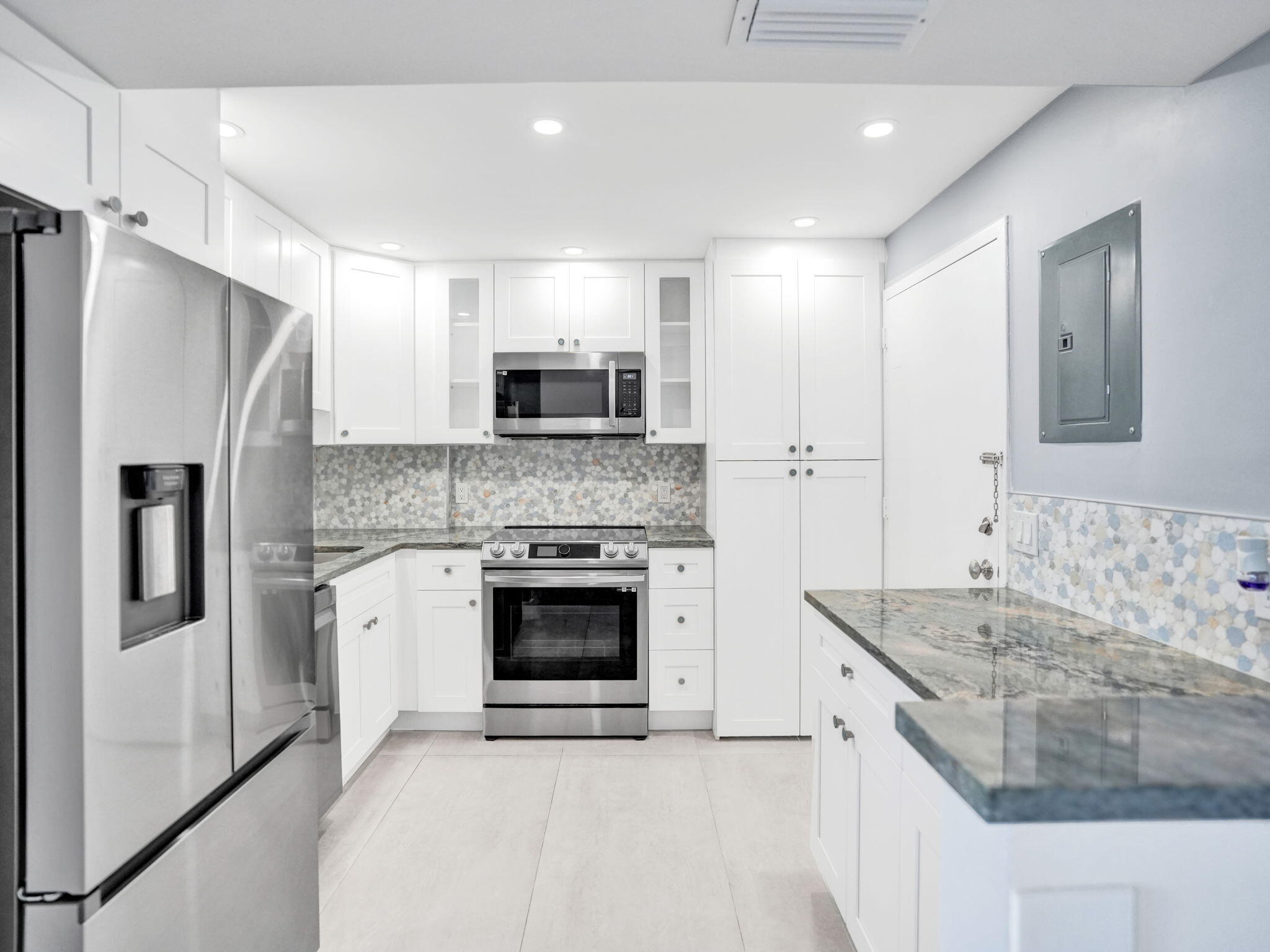 2000 S Ocean Boulevard 7N