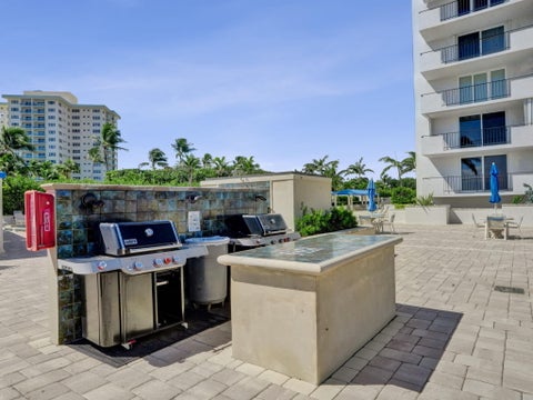 Tiny photo for 2000 S Ocean Boulevard #7N, Lauderdale By The Sea, FL 33062 (MLS # B26085911)